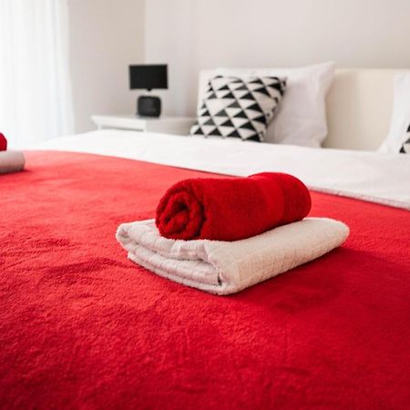 Bright And Modern 1Bdr Apartment In The Center Szarajevó Kültér fotó