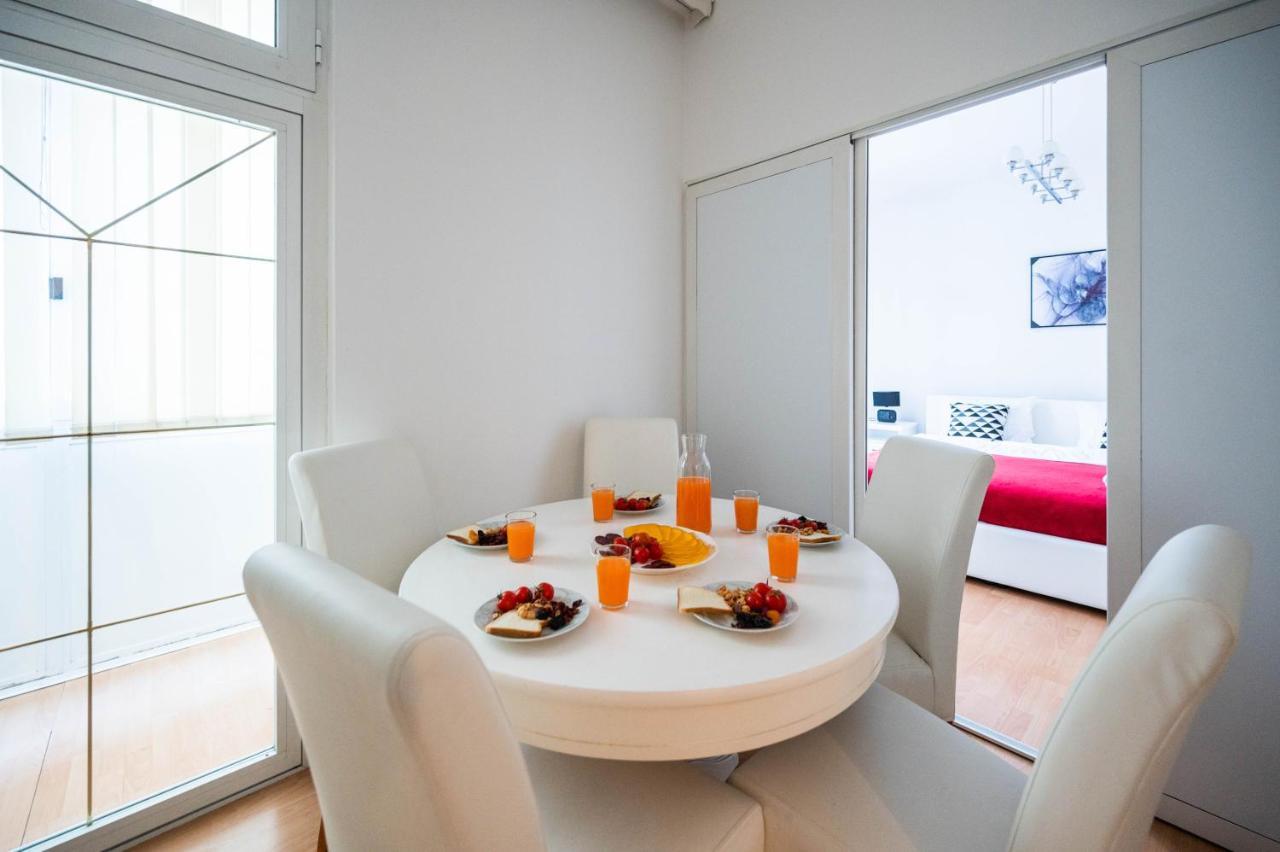 Bright And Modern 1Bdr Apartment In The Center Szarajevó Kültér fotó