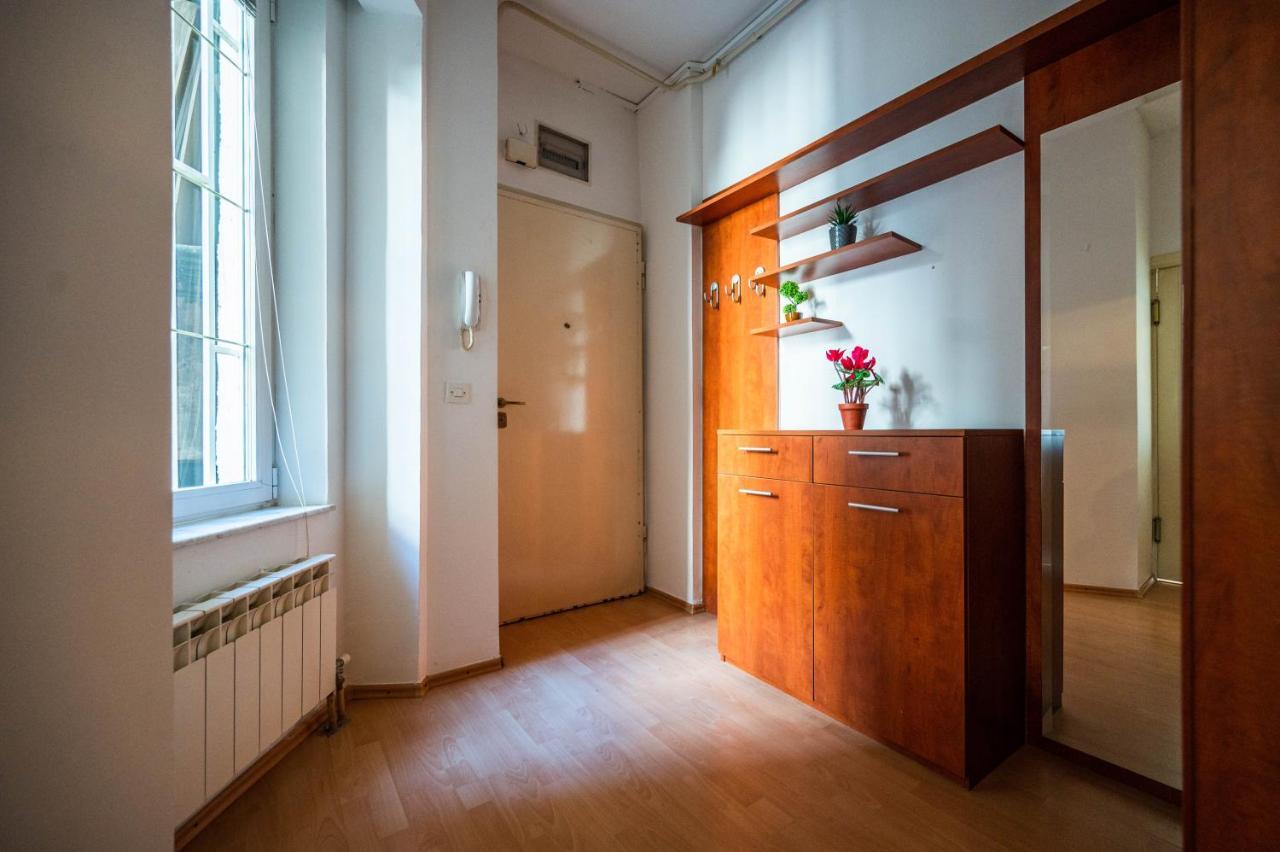 Bright And Modern 1Bdr Apartment In The Center Szarajevó Kültér fotó
